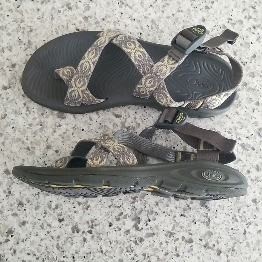 Chaco zvolv 2 size 10